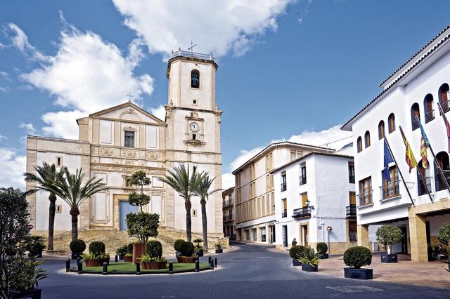 https://cdn.dinacode.com/levelup-featured/public-read/ad/alicante/03259df7-2ed8-44b8-aa99-a990c51d690e/27b52a77-1ea4-4c80-9241-05c18912fa92%3Frule%3Ddetail_640x480