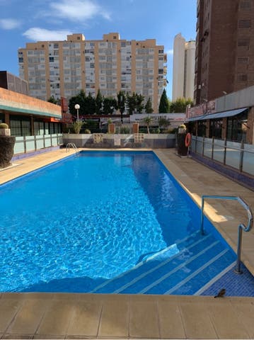 https://cdn.dinacode.com/levelup-featured/public-read/ad/alicante/58387c28-334a-4622-ac36-eba9657b3102/48547a90-b2c3-4631-a60d-df3ecf3919fe%3Frule%3Ddetail_640x480