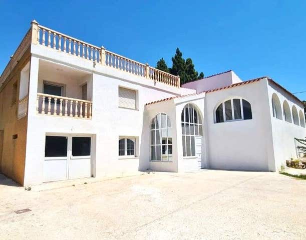 https://cdn.dinacode.com/levelup-featured/public-read/ad/alicante/64c305fc-24a6-4803-8abf-41be56c3e4cc/8f962faa-6900-4775-88c0-c16d8d1b278d%3Frule%3Ddetail_640x480