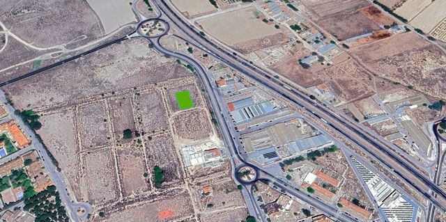 https://cdn.dinacode.com/levelup-featured/public-read/ad/alicante/a99e0b81-236a-4711-a062-6cfa9eb2423d/5d40ce8f-de98-44a1-a518-a93a99d23f22%3Frule%3Ddetail_640x480