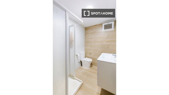 https://cdn.dinacode.com/levelup-featured/public-read/ad/alicante/c58cd2e2-c9bd-4f5c-aee3-62ab1f52dc5b/2f305d41-0525-4691-8c59-b50285947559%3Frule%3Ddetail_640x480