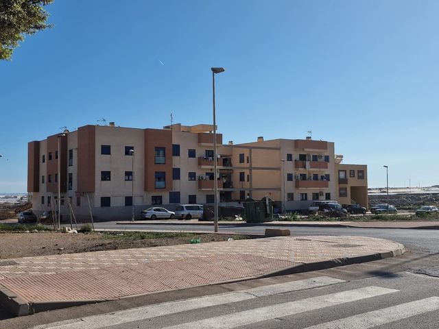 https://cdn.dinacode.com/levelup-featured/public-read/ad/almeria/07bf29f0-3cc8-4360-b3b1-c29205612b7b/342c1c48-0470-43dc-b2a8-243fd4c709d9%3Frule%3Ddetail_640x480
