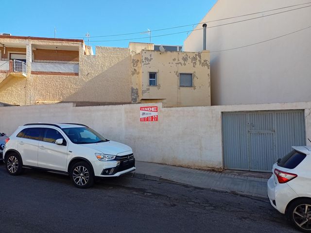 https://cdn.dinacode.com/levelup-featured/public-read/ad/almeria/0c5288ad-7514-43db-9139-ed2fe72ebfe7/d48e4c3b-3222-48e5-8327-b63414f986f8%3Frule%3Ddetail_640x480