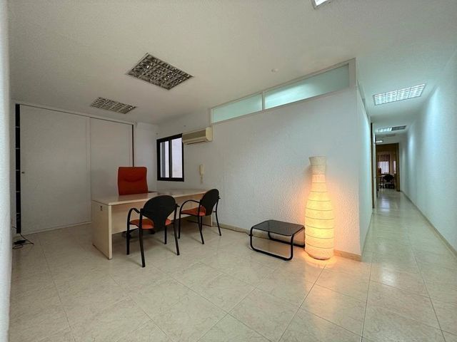 https://cdn.dinacode.com/levelup-featured/public-read/ad/almeria/639fe4e7-ee79-4392-9aab-c5e271ec57f6/c3c71751-b5bb-4eba-a09c-093ddc62c6e3%3Frule%3Ddetail_640x480