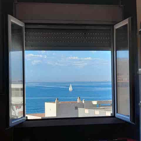 https://cdn.dinacode.com/levelup-featured/public-read/ad/almeria/ccc7f906-7966-484f-9f22-50aca8e466c4/6d6ccf32-1486-41bb-9329-ef06e72a18d2%3Frule%3Ddetail_640x480