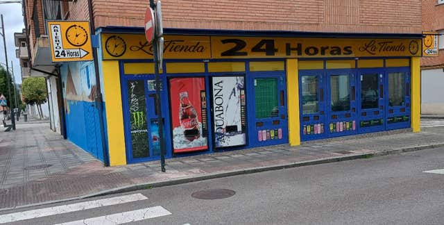 https://cdn.dinacode.com/levelup-featured/public-read/ad/asturias/49550934-8c4b-48bd-8c8e-d056f64b4171/aa21945b-418e-4ff0-a941-7ea95e56e653%3Frule%3Ddetail_640x480