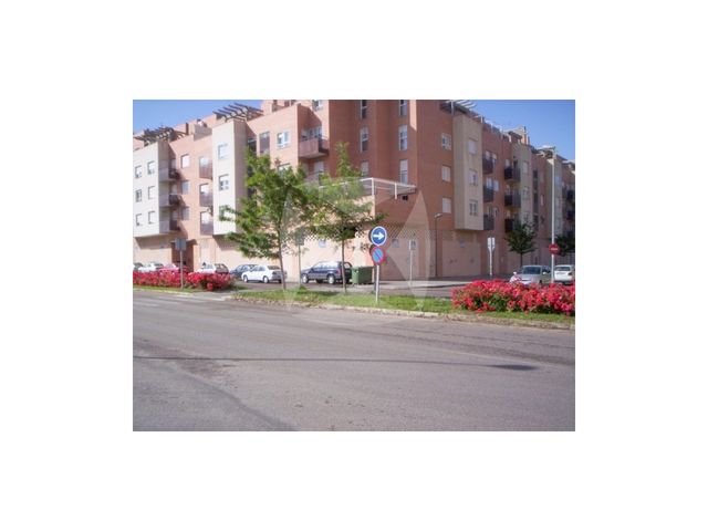 https://cdn.dinacode.com/levelup-featured/public-read/ad/badajoz/1eaf6827-348c-4206-9fb9-931c7b7792c0/1cc1f3c0-27d3-440a-8f80-a8afa4146a11%3Frule%3Ddetail_640x480