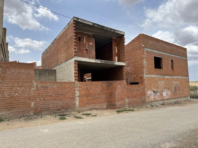 https://cdn.dinacode.com/levelup-featured/public-read/ad/badajoz/44031190-0589-43f6-9d2a-fe3807144205/ed74b7d5-6621-4b5e-95c4-27b00925c23e%3Frule%3Ddetail_640x480