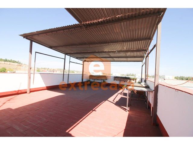 https://cdn.dinacode.com/levelup-featured/public-read/ad/badajoz/5733ba54-5112-42d0-b0eb-c0beb972876e/c913ca79-183d-4984-ba02-282927598d64%3Frule%3Ddetail_640x480
