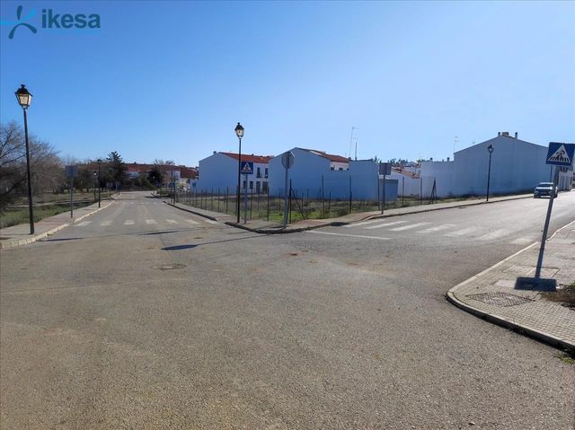 https://cdn.dinacode.com/levelup-featured/public-read/ad/badajoz/80470889-3d7a-417d-a6e1-0b258cffdaa3/dbc76757-24df-4d37-8851-70334936b1bc%3Frule%3Ddetail_640x480
