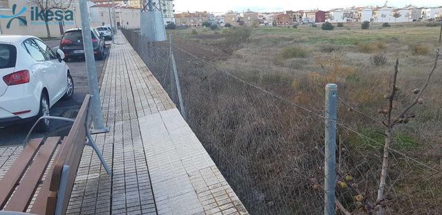 https://cdn.dinacode.com/levelup-featured/public-read/ad/badajoz/c59a21f4-0b4e-462e-9e6c-c1555f27b3ef/37b167ed-38b5-491d-a8a3-5e6b79387788%3Frule%3Ddetail_640x480