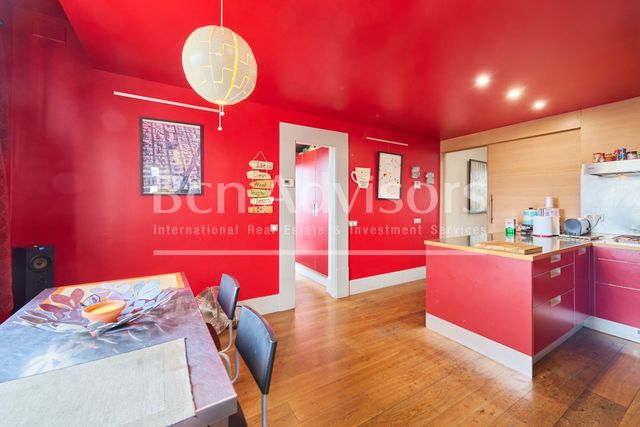 https://cdn.dinacode.com/levelup-featured/public-read/ad/barcelona/31c0e248-2cef-4812-ae09-e6ee2426701b/3a68d775-5e39-4ca9-b3c2-6ad6a743d0fe%3Frule%3Ddetail_640x480