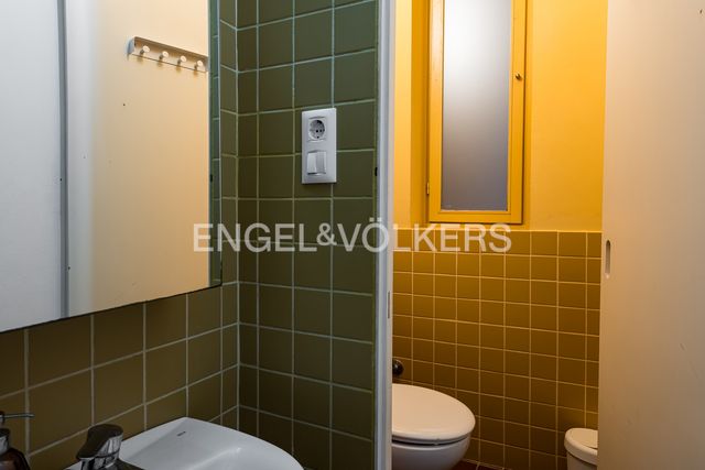 https://cdn.dinacode.com/levelup-featured/public-read/ad/barcelona/427b9d88-d9a3-4131-9786-c586689ae949/33402c4b-631f-4940-98ae-47d810dca076%3Frule%3Ddetail_640x480