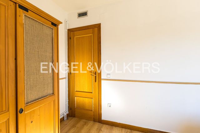https://cdn.dinacode.com/levelup-featured/public-read/ad/barcelona/9a0a9599-b66c-484e-b5e1-2a2ffb90ddb6/ea1657e1-2b06-4f82-8703-57b53fc49f62%3Frule%3Ddetail_640x480