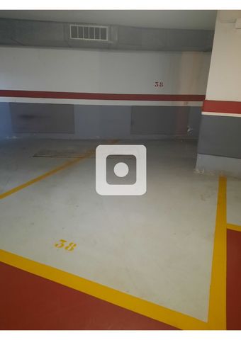 https://cdn.dinacode.com/levelup-featured/public-read/ad/barcelona/aa2f3854-58ec-4961-a3b0-aa37f6848584/42ffe292-ed88-42d4-98a9-25e9a5d12ff8%3Frule%3Ddetail_640x480