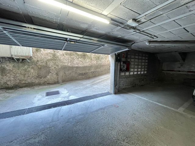 https://cdn.dinacode.com/levelup-featured/public-read/ad/barcelona/b5cd6ab3-6e1b-457b-a071-4e343346cf49/9284748f-063f-4aa2-9fe4-2e64dbc2a9f5%3Frule%3Ddetail_640x480