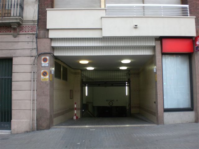 https://cdn.dinacode.com/levelup-featured/public-read/ad/barcelona/f2c4d681-02ba-4392-a692-170b56ae0659/4abbe487-918e-4f55-90b8-6b98caee73a5%3Frule%3Ddetail_640x480