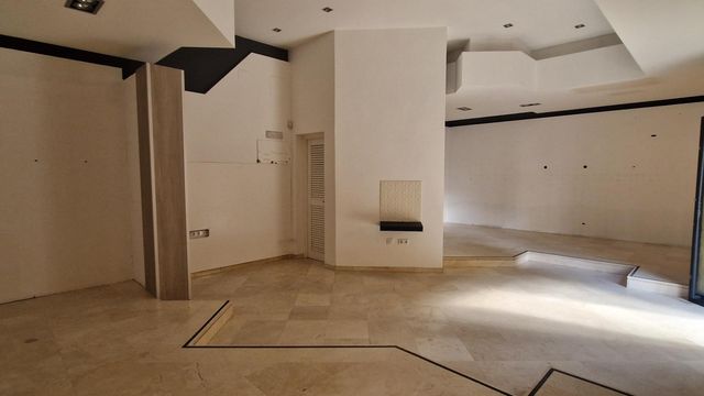 https://cdn.dinacode.com/levelup-featured/public-read/ad/cadiz/dd9a805c-57d4-4241-b5be-e6583bd5f32d/2cbef632-0ba8-439c-b890-f41e047741c3%3Frule%3Ddetail_640x480