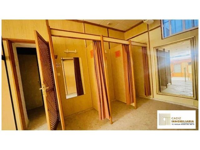 https://cdn.dinacode.com/levelup-featured/public-read/ad/cadiz/ea14d406-95b9-4103-92a4-ce4004847718/c61d6d21-499f-43f2-ac3f-69951bd443f2%3Frule%3Ddetail_640x480