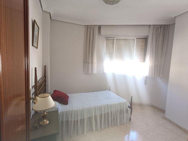 https://cdn.dinacode.com/levelup-featured/public-read/ad/castellon/2a691b22-767b-4f01-9121-955f4d5312ea/f70a0005-c4f6-4952-ab6f-5ca7095a8356%3Frule%3Ddetail_640x480