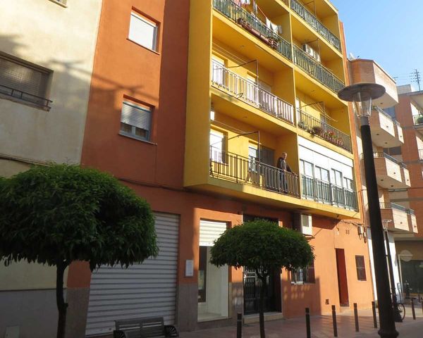 https://cdn.dinacode.com/levelup-featured/public-read/ad/castellon/e4b83dd7-06e4-405c-9ca2-e87bf02a70c2/8174ac74-4d80-480a-a39e-21876985cf5b%3Frule%3Ddetail_640x480
