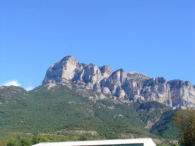 https://cdn.dinacode.com/levelup-featured/public-read/ad/huesca/c44f02cc-e78c-4f9b-8698-b400fb15a9a9/2acae6dc-5895-493a-bb9a-1a96e7731286%3Frule%3Ddetail_640x480