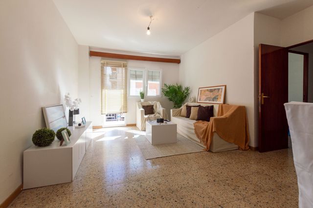 https://cdn.dinacode.com/levelup-featured/public-read/ad/madrid/14611524-c289-45cc-84ee-d34bda44977c/4c18b65a-19d7-4d03-8d33-2a8883522cf0%3Frule%3Ddetail_640x480