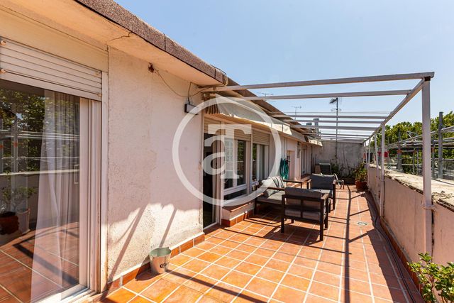 https://cdn.dinacode.com/levelup-featured/public-read/ad/madrid/fbae2c3c-8211-4efa-a0d2-a76694b796aa/c0f8ec79-9985-47c3-996b-c8aeb2df6f3b%3Frule%3Ddetail_640x480