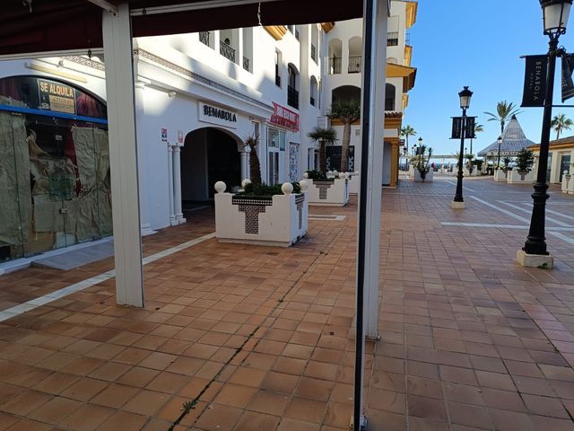 https://cdn.dinacode.com/levelup-featured/public-read/ad/malaga/134492db-08cd-440c-ad2e-df030ab15043/7713ebb4-b1e0-4d71-832e-1a0f4feb61d3%3Frule%3Ddetail_640x480