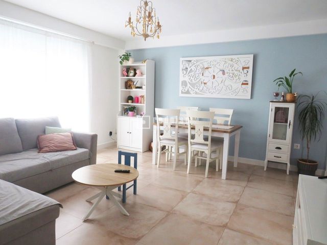 https://cdn.dinacode.com/levelup-featured/public-read/ad/malaga/2741dc8a-d57a-433d-88bc-d2fa61a348f5/0502d7eb-8703-4467-9cdb-8e2d987ecebc%3Frule%3Ddetail_640x480