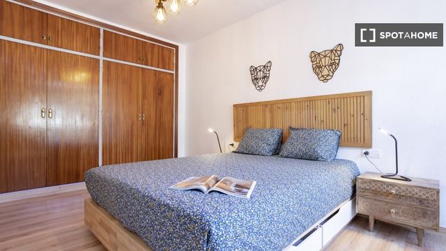 https://cdn.dinacode.com/levelup-featured/public-read/ad/malaga/a2188320-6347-4798-abf5-86ebedf409d7/67f5eb8a-c5e8-4e44-bc17-848caec267e3%3Frule%3Ddetail_640x480