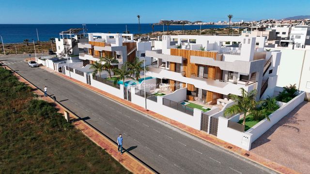 https://cdn.dinacode.com/levelup-featured/public-read/ad/murcia/7e737ff8-34e2-48c6-96ce-cad12fb02f35/85a7a621-c8ca-46a0-b4e0-fc9f06ee252c%3Frule%3Ddetail_640x480