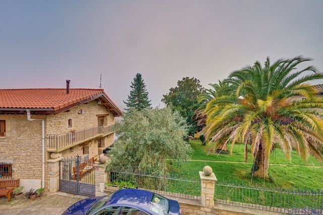 https://cdn.dinacode.com/levelup-featured/public-read/ad/navarra/4a17000d-1128-4a60-b085-7c249e039135/b6e3a5a1-35a3-4eb6-89ac-2aca554be683%3Frule%3Ddetail_640x480