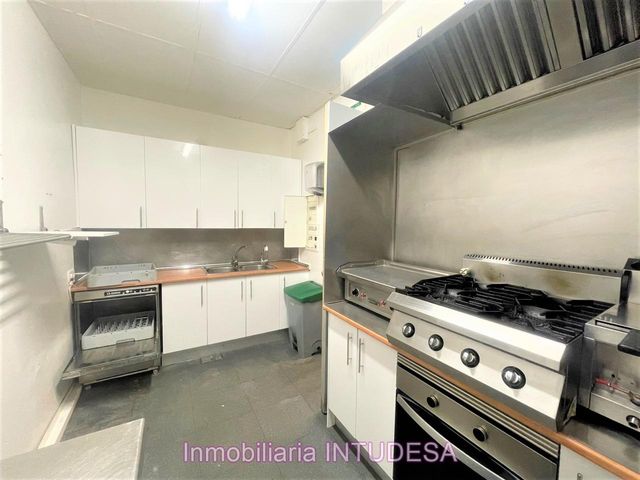 https://cdn.dinacode.com/levelup-featured/public-read/ad/navarra/d12adc99-ad2a-4c21-8a97-30f0d781f744/09cf290d-a2a6-4fbe-a658-bf2248d31f87%3Frule%3Ddetail_640x480