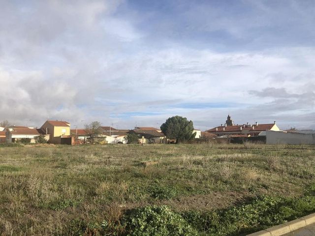 https://cdn.dinacode.com/levelup-featured/public-read/ad/salamanca/c38acd58-cf2b-49af-b36e-3eed712d9a0e/72ed92bd-bf0a-498b-92a7-23e57f582f66%3Frule%3Ddetail_640x480