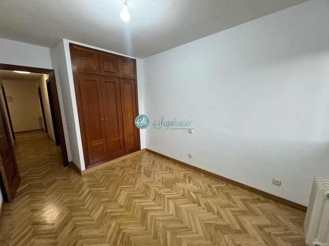 https://cdn.dinacode.com/levelup-featured/public-read/ad/segovia/73be8ead-f39b-4955-9308-a81617c7787d/42c00753-0113-40e7-ac75-0b172b7dd8cf%3Frule%3Ddetail_640x480