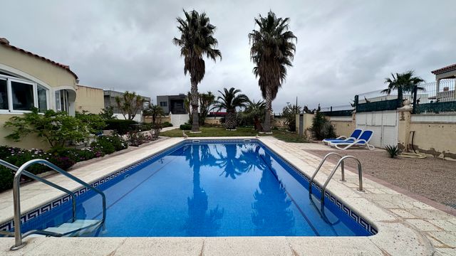https://cdn.dinacode.com/levelup-featured/public-read/ad/tarragona/255d29c0-5b34-4e38-b264-0516e3414fec/0ac85e85-09b4-4d13-a46f-b17ceba98ab8%3Frule%3Ddetail_640x480