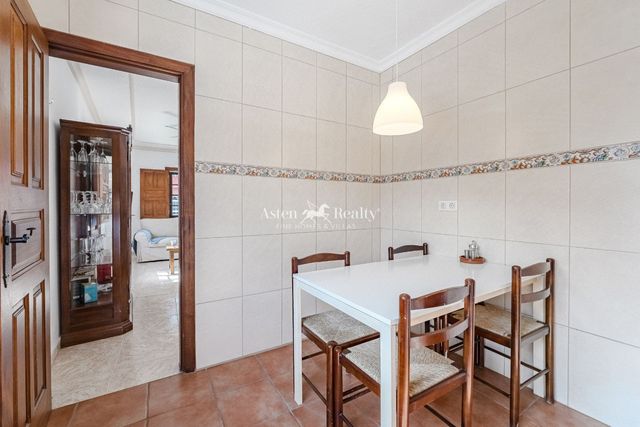 https://cdn.dinacode.com/levelup-featured/public-read/ad/tenerife/ed6ae745-8cd3-4032-9042-e15f2f3b4dd8/6bee4ac9-a089-4962-ac72-438f81df44a1%3Frule%3Ddetail_640x480