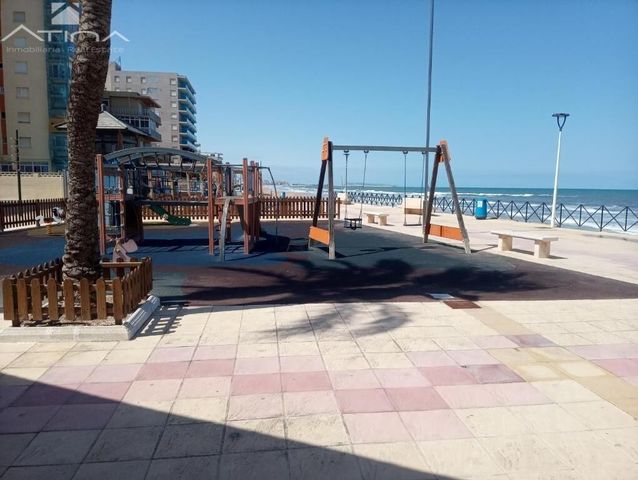 https://cdn.dinacode.com/levelup-featured/public-read/ad/valencia/6a3b5fcb-8aea-4957-88dd-8d979343b7de/48b7a6f6-9c0d-46a2-85f8-30c0922c2c24%3Frule%3Ddetail_640x480