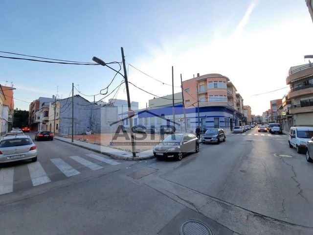 https://cdn.dinacode.com/levelup-featured/public-read/ad/valencia/73519fbb-f503-435a-a4e2-21f76254164d/2920a06d-0db4-4c26-9e07-53e64ed58c58%3Frule%3Ddetail_640x480