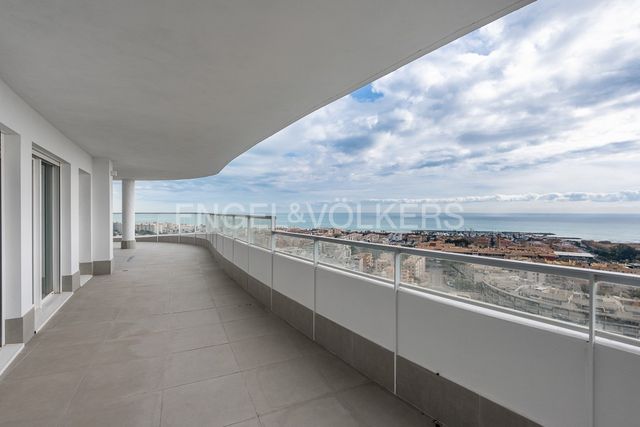 https://cdn.dinacode.com/levelup-featured/public-read/ad/valencia/8c1abc1a-13f3-4a57-8026-69679a701d08/4d7ff388-2803-460e-a7b2-9e79d793b16c%3Frule%3Ddetail_640x480