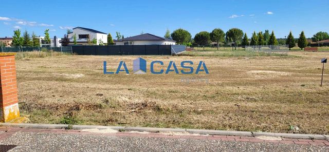 https://cdn.dinacode.com/levelup-featured/public-read/ad/valladolid/f77efe9e-546b-40b0-bacb-1952de4e4479/549ec41e-240f-42f4-875b-7b819348bbf6%3Frule%3Ddetail_640x480