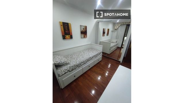 https://cdn.dinacode.com/levelup-featured/public-read/ad/vizcaya/0e909bdc-e159-409c-891f-61e86fa42a10/f9b18cb7-181b-4700-afee-d636a991ead4%3Frule%3Ddetail_640x480