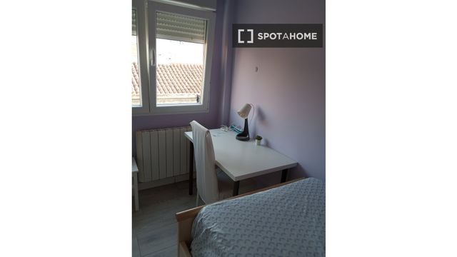 https://cdn.dinacode.com/levelup-featured/public-read/ad/zaragoza/7260bcae-8a6c-44d1-895d-1030e576d06e/e3c91cc0-1ddb-405e-93ab-c13e956a8029%3Frule%3Ddetail_640x480